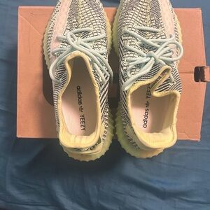 Yeezy boots 350 V2